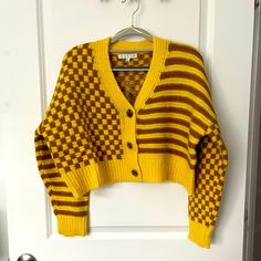 Retro Style Brown And Mustard Cardigan. Thick Wool. Crop Length. Oversized Fit. Never Worn. Retro Yellow Cardigan For Spring, Yellow Retro Cardigan For Spring, Retro Yellow Sweater For Fall, Sweaters Brown, Mustard Cardigan, Brown Cardigan, Thick Wool, Halloween 2024, Crop Sweater