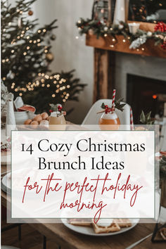 Christmas brunch ideas Holiday Brunch Board, Friendsmas Party Ideas Brunch, Christmas Inspired Breakfast, Christmas Breakfast Tablescape, Breakfast Ideas For Brunch Party, Winter Brunch Theme Ideas, Brunch Entertaining Ideas, Christmas Hosting Aesthetic, Christmas Theme Brunch Ideas