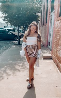 Summer style, vacation style, simple style Style Inspiration Summer, Vacation Style, Sun Rays, Initial Necklace, Simple Style, Summer Style, Short Dresses, Summer Fashion, Initials