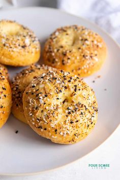 Missing bagels on Keto? There's no need to miss anything when you have this easy Keto Bagels recipe that are soft, dense, bready, and with the perfect crust. Fastest Bread Recipe, Healthy Bagel, Fast Bread, Onion Flakes, Keto Bagels, Bagel Recipe, High Protein Low Carb, Low Carb Bread, Everything Bagel