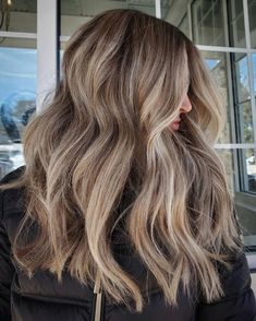 Long Thick Dirty Blonde Shag with Lowlights Dirty Blonde Hair With Highlights, Dirty Blonde Hair Ideas, Ash Brown Hair Balayage, Blonde Shag, Dishwater Blonde, Blonde Bronde, Blonde Hair Ideas, Ombre Hair Blonde