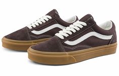 Vans Old Skool BROWN VN0A5KRSCHC (SNKR/Skate/Casual/Unisex/Classic/Low Top) Fall Vans, Brown Sole Vans, Casual Brown Low-top Skate Shoes, Urban Brown Low-top Skate Shoes, Casual Brown Vans Skate Shoes, Brown Low-top Skate Shoes With Vulcanized Sole, Brown Leather Vans Skate Shoes, Brown Vans, Leather Vans