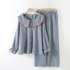 1 Korean Pajamas, House Outfit, Shopping In London, Pajamas Summer, Home Fits, Stylish Bedding, Velma Dinkley, Pajama Fashion, Doll Collar