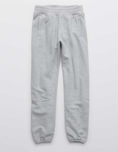 OFFLINE Throw-Back Fleece Jogger American Eagle Sweatpants, Aerie Clothing, American Eagle Outfits, Offline By Aerie, Grey Sweatpants, Drawing Clothes, Fleece Joggers, Really Cute Outfits, Athletic Outfits