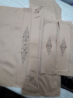 Fashion Forcast, Embroidery Shirt Men, Man Embroidery, Redwork Embroidery Designs, Men Fashion Photo, Gents Kurta Design, Embroidery Fashion Detail