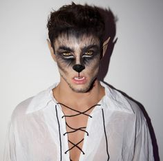 Wolf Makeup Man, Hallowen Schminke, Werewolf Makeup, Wolf Halloween Costume, Wolf Makeup, Makeup Zombie, Werewolf Costume