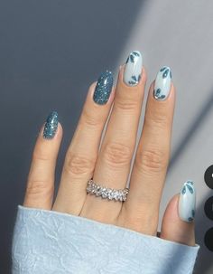 Kutek Disney, August Nails, Coral Nails, November Nails, Simple Gel Nails, Blue Nail Designs, Short Nail Designs, Short Acrylic Nails, Blue Nails