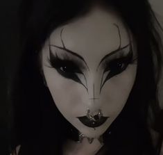 Goth Bunny Makeup, Drawn On Eyebrows Goth, Gothic Graphic Eyeliner, Heavy Goth Makeup, Goth Makeup Hooded Eyes, Graphic Eyeliner Goth, Satanic Makeup, Gothic Eyeliner Ideas, Purple Goth Makeup