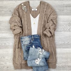 The Sale Is For The "Tan" Cardigan. The Ivory Option Is For Fit Purposes Only. Details: Cardigan Cozy Soft Draped Ribbed Hem 2 Side Pockets Relaxed Fit Silhouette Look Boho Chic, Casual Fall Outfits, Mode Inspiration, Winter Fashion Outfits, Casual Fall