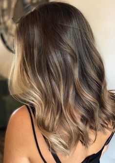 Ombre Hair Blonde, Hair Color Crazy, Brunette Balayage Hair, Brown Hair Balayage, Balayage Brunette, Brown Hair With Highlights