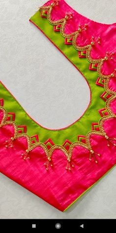 Silk Saree Blouse Patterns Latest, Patch Work For Blouse, Blouse Patch Work Designs Patterns, Blouse Design Aari Work, Neck Models, Blouse Maggam Work, Work Blouse Designs