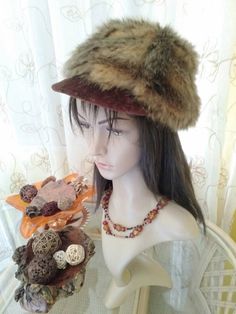 This hat is Hand made and fully lined, great condition Scala Pronto label Around The Fur, Leather Western Boots, Pointed Toe Heels, Great Fashion, Berets, Corduroy Jacket, Just Amazing, Fur Trim, Western Boots