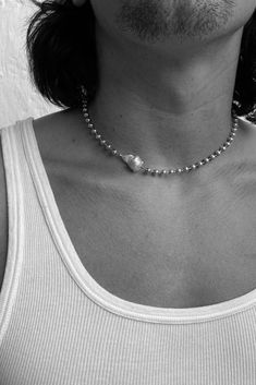 Silver ball chain necklace with one natural pearl floating. Pearl is pierced with a small silver stud. Box clasp fastening. - 38cm - Natural Pearl - Handmade in Mexico Pearl Chain Necklace, Mens Silver Necklace, Ball Chain Necklace, Box Clasp, Natural Pearl, Pearl Chain, Contemporary Jewelry, Silver Man