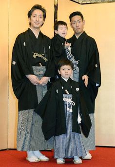 Bando Tamasaburo, Japanese People, My Wife Is, Traditional Dress, Men Boys, Japanese Culture, Fashion Poses