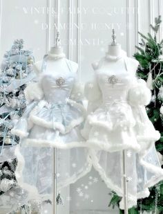 holiday outfit… Snow Dress Aesthetic, Christmas Prom Dress, Ice Princess Aesthetic Outfit, Winter Themed Dress, Winter Fairy Outfit, Winter Fairy Coquette, Magical Outfits, Coquette Dress, Snowflake Dress