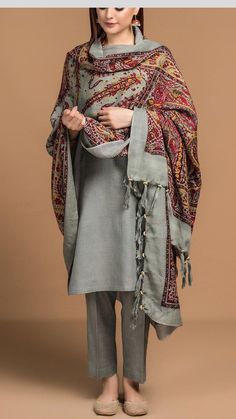 Winter Outfits Pakistani, Woollen Kurti Designs Winter, Pashmina Outfit, Kashmir Culture, Pashmina Suit, Pakistani Bridal Hairstyles, Shawl Outfit, Winter Suits