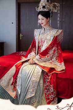 New Design Traditional Han Dynasty Wedding Bridal Gown 韩妃 - Etsy Chinese Wedding Dress Traditional, Chinese Bride, Red Qipao, Traditional Chinese Wedding, Modern Cheongsam, Chinese Wedding Dress, China Clothes, Han Dynasty, Embroidery Top