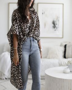 home - Stylin By AylinStylin By Aylin | Interior Design | Fashion | Lifestyle Ways To Wear A Kimono, Kimono With Jeans, Stylin By Aylin, Winter Business Outfits, Leopard Kimono, Happy Friday Eve, Cute Kimonos, Interior Design Fashion