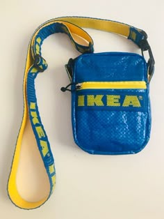 Waist Bag Outfit, Bag Ikea, Upcycled Bag, Recycle Bag, Thrift Flip, Upcycle Recycle, Work Bag, Cute Bags