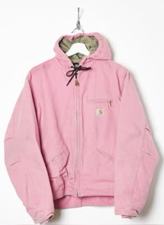 Pink Carhartt Jacket Outfit, Pink Carhart Jacket, Pink Carhartt Jacket, Carhartt Jacket Outfit Woman, Carhartt Women Outfits, Carhartt Jacket Women's, Pink Carhartt, Cozy Pink Button-up Outerwear, Simple Fits