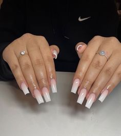 Plain Acrylic Nails, Oval Nails Designs, Faded Nails, Acrylic Nails Nude, Classic Nail, Tapered Square Nails, Plain Nails, Red Shades