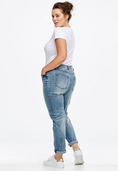 <div>Our signature boyfriend jeans are so comfortable, they'll become your go-to denims. They have a flattering relaxed fit with a slightly tapered leg that you</div> Platinum Credit Card, Occasion Dresses Wedding, Big Shirt, Tunic Tank Tops, Career Dress, Sweater Tank Top, Swimsuits For All, Jeans Light, Petite Jeans