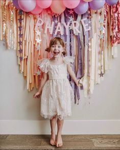 Backdrop Fringe, Backdrop Birthday, Fringe Backdrops, Glam Party, Pretty Party, Fairy Parties, Girl Birthday Party, Birthday Backdrop, Mermaid Party