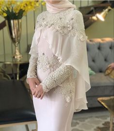 Tunang Outfit, Hijab Dress Party, Bride Dress Simple, Lace Dress Design