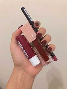 artistic makeup aesthetic make up astethic Labello Cherry, Makeup Aesthetic, Fancy Makeup, Makeup Needs, Product Recommendations, Makeup Obsession, Where To Shop, Care Hair, Makeup Items