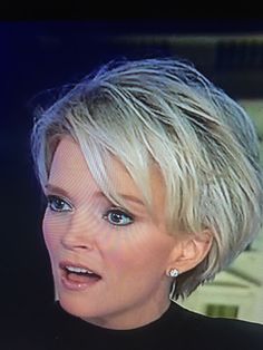 Bob Layer, Layer Hairstyle, Bob Layers, Layers Haircuts, Haircuts 2022, Innovation Ideas, Megyn Kelly, Pixie Haircut Fine Hair, Short Layered Bob