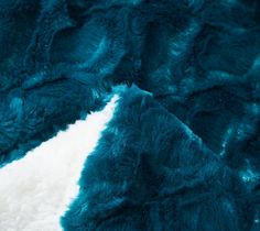 Throw Blanket - DaDa Bedding Mermaid Scales Blue Teal Faux Fur w/ Sherpa Backside Fleece Throw Blanket (BL-171805) - DaDa Bedding Collection Green Throw Blanket, Faux Fur Throw Blanket, Green Throw, Fur Throw Blanket, Cooling Blanket, Sherpa Throw Blankets, Fur Throw, Mermaid Scales, Faux Fur Throw