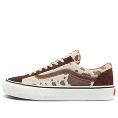 Vans Authentic Vlt LX VN0A5DYF8G8 Sneakers Vans, Men's Vans, Brown Sneakers, Vans Shop, Vans Sneakers, Vans Authentic, Mens Vans, Vans Old Skool Sneaker, Stylish Sneakers