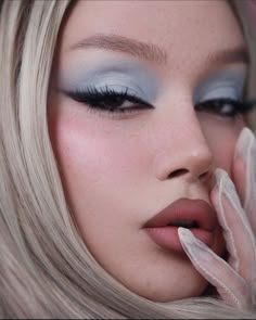 Trucco Glam, Blue Makeup Looks, Drag Make-up, Make Up Inspiration, Ethereal Makeup