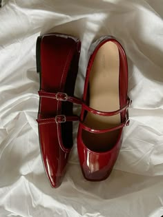 Available in link down below, just click "visit" <33 #aesthetic #ballet #ballerinaflats #shoes #burgundy #fall #red Red Loafers Women, Red Mary Jane Shoes, Aesthetic Ballet, Cute Flats, Girly Shoes, Aesthetic Shoes, Mary Jane Flats