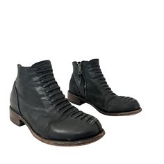 John Fleuvog Babette Black Rare Leather Zip Womens Size 8 Ankle Boots John Fluevog Shoes, Fluevog Shoes, John Fluevog, Black Ankle Boots, Bootie Boots, Ankle Boots, Womens Sizes, Women Shoes, Boots