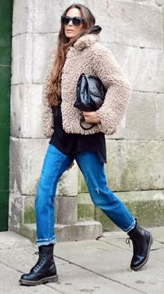 Cooler Look, Fashion Mistakes, Looks Style, Winter Fashion Outfits, Look Chic, Autumn Winter Fashion, Casual Chic, Everyday Fashion, Casual Style