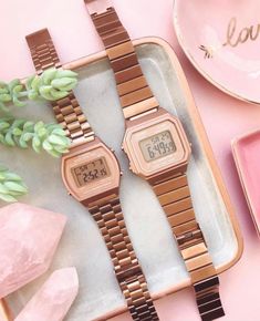 Casio Watch Women, Casio Vintage Watch, Vintage Gold Watch, Casio Watches, Classy Watch, Trendy Watches, Fancy Watches