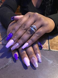 Lavender Purple Nails, Finger Designs, Nice Nails, Fingers Design, Purple Accents, Sparkly Nails, Minimalist Nails, Purple Lavender, Accent Nails