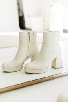 white boots, creamy chunky heel boots, White Chunky Boots, Ivory Boots, White Heeled Boots, Feminine Boots, Casual Wedding Outfit, White Heel Boots, White Platform Boots, Wedding Platform, Wedding Shoes Platform