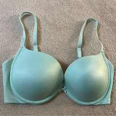 Brand New Washed Never Worn No Tags. Padded Plunge Color Seafoam Green Sz 34d Paid $49 Spring Padded Push-up Bra, Spring Push-up Bra, Beautiful Bra, Sleep Wear, Pretty Lingerie, Bra Panty, Padded Bra, Plunge Bra, Bra And Panty Sets