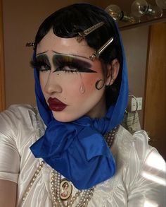 Editorial Face Photography, 1920s Avant Garde Makeup, Drag Burlesque, Drag Looks, Eccentric Makeup, Graphic Makeup