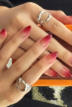 Ombré Red Nails, Red Korean Nails, Red Ombre Nail Designs, Ombre Red Nails, Red Ombre Nails, Ombre Acrylic Nails