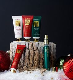 Every girl and boy will love this decorated advent calendar filled with luxury body care. It features 24 doors that opens and reveals a surprise which is not only good for your skin, but it is 100% Cruelty Free. | ‘Tis the season to be pampered! This Christmas, get the gift a spa treatment in the comfort of your own home. The Lovery Limited Edition Advent Calender includes everything you need to pamper yourself. | 1-800-Flowers Seasonal Gift Delivery 2022 Limited Edition Advent Calendar, Beauty Advent Calendar Beauty, Luxury Body Care, Bath And Body Gift Set, Mom Best Friend, Shower Puff, Food Gift Baskets, Gift Delivery, Countdown Calendar, Spa Gifts Set