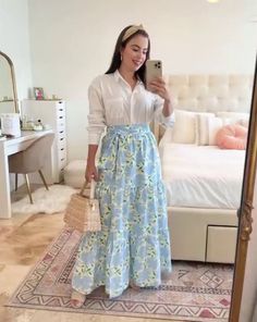 White Shirt And Floral Skirt, White Shirt Floral Skirt, Long Skirt Designs For Women, Stylish White Shirts For Women, Fancy Skirts Outfits, Shirts For Skirts Ideas, How To Style Long Floral Skirt, Maxi Skirt And Shirt Outfit, Shirt With Long Skirt Outfit