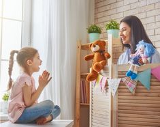 Nanny to Mommy: 7 Creative Activities to Do When It's Too Hot Outside Wedding Emcee, Hot Outside, It's Too Hot, The Joy Of Painting, Fun Summer Activities, Balloon Shapes, Indoor Fun, Summer Activities For Kids