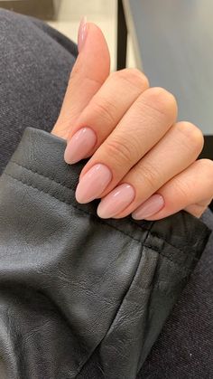 Almond Nails For Bridesmaid, Square Tip Nails Short, Short Almond Manicure, Hard Gel Nails Natural, Best Nail Colors For Fair Skin, Almond Nude Acrylic Nails, Gel Painted Nails, Engagement Photo Nails, Gelish Colors