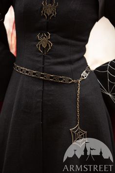 Spider Aesthetic Outfit, Spider Belt, Goth Spider, Witchy Wardrobe, Raven Costume, Gothic Jewelry Diy, Moonless Night, Web Spider, Blackened Brass