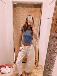 #shopping #ootd #freepeople #summer Spring Outfits For Europe, Colorful Jeans Outfit, School Outfits Jeans, White Vest Outfit, Outfit Inspo Simple, Outfit Inso, Southern Outfits, School Fit, Cute Preppy Outfits