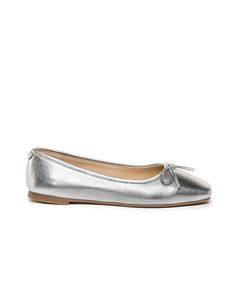 in stock Silver Ballet Flats, Perfume Gift Sets, Sneaker Dress Shoes, Perfume Gift, Ballet Flat, Beauty Gift, Watch Brands, Shoe Shop, Shoe Brands