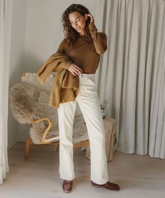 Pocket Loose Flare Pant – Jenni Kayne Luxury Jeans, Jeans Collection, Flare Pant, Jenni Kayne, 70s Inspired, Flare Pants, Chunky Knit, The Label, Casual Pants